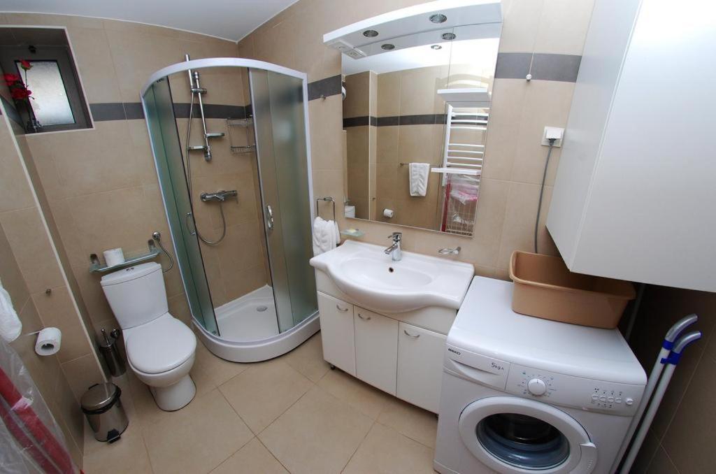Bh Rialto Appartement Sveti Stefan Buitenkant foto
